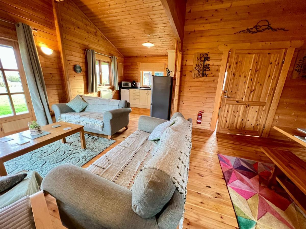 Lake Pochard, Oak Lodge South Cerney Exterior foto